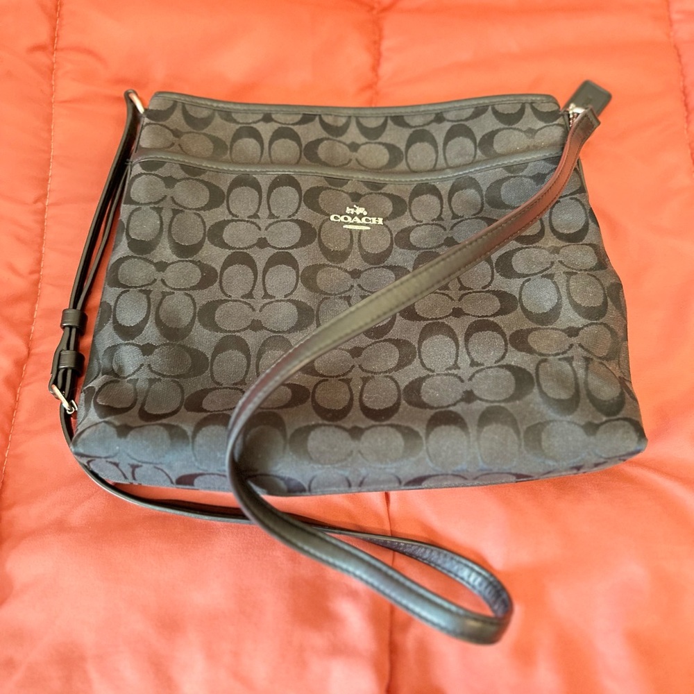 Coach crossbody purse